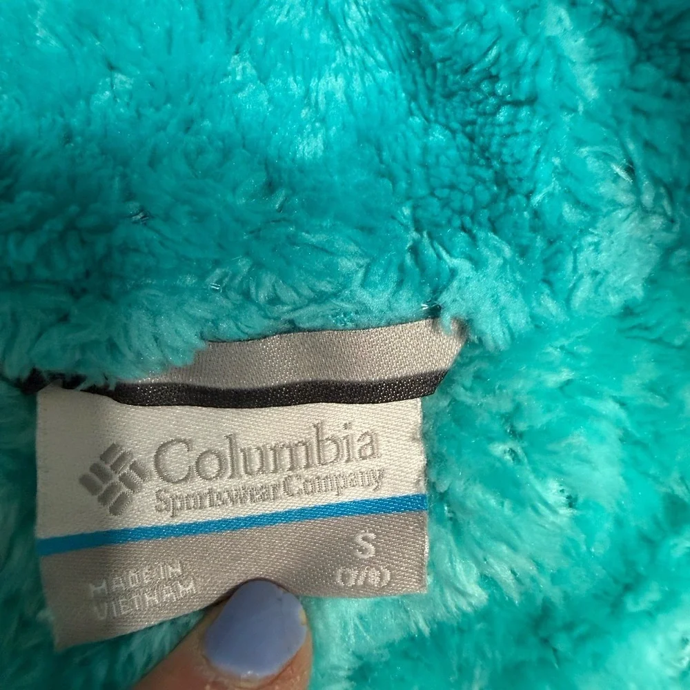 Columbia girls navy